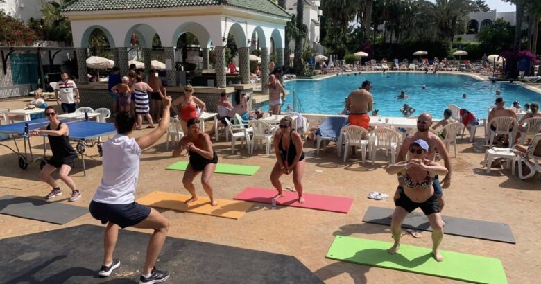 yoga du matin au resort Marrakech